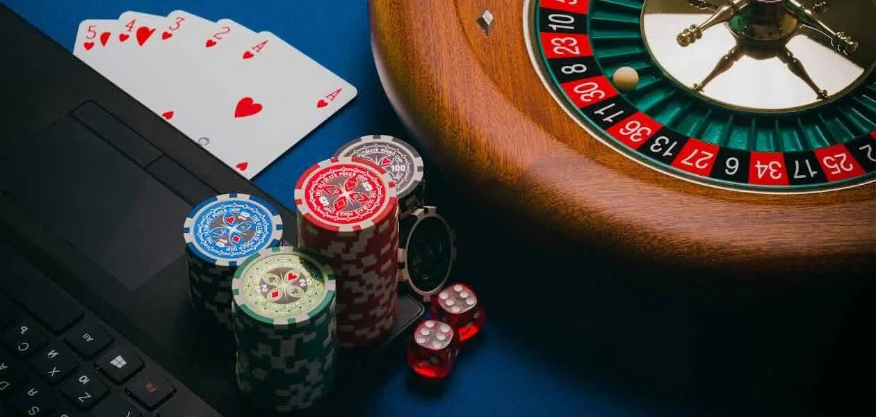 Pourquoi la France refuse-t-elle de légaliser les casinos en ligne alors qu’elle pourrait en tirer plus d’un milliard d’euros de recettes fiscales ?